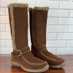 Lamo Brown Suede boots with fur trim Size 9